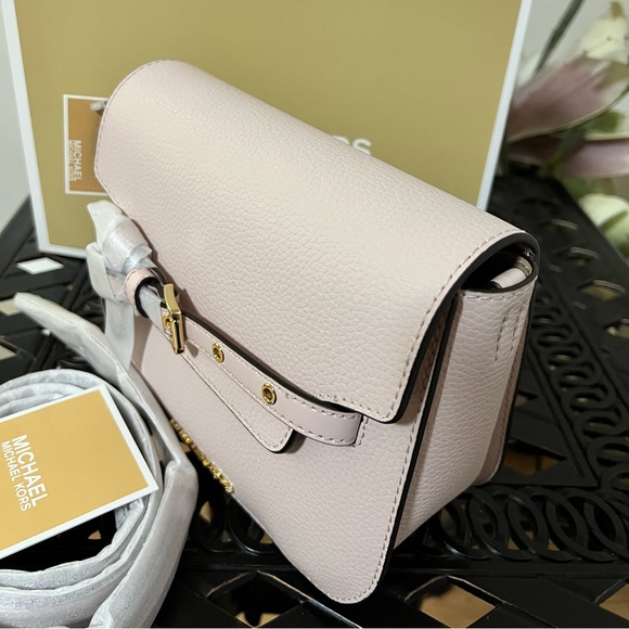 ❌SOLD❌NWT Michael Kors Emilia Crossbody Bag - Picture 6 of 11
